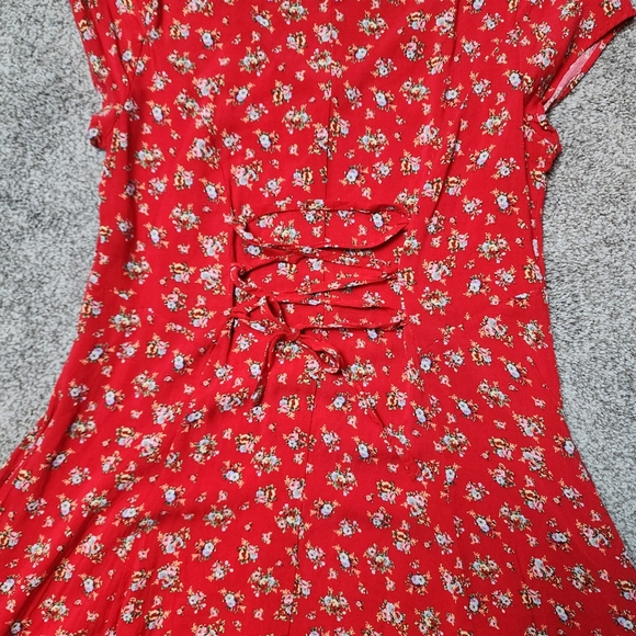 Band of Gypsies Floral Button Up Tie Back Skater Dress Cap Sleeve Pockets Medium - Picture 10 of 11